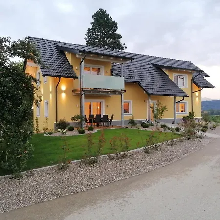 Grafhaidergut Apartment *